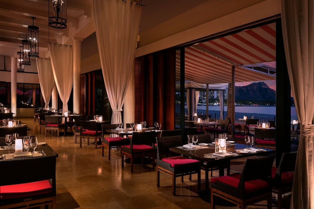 Фото The Royal Hawaiian, a Luxury Collection Resort, Waikiki