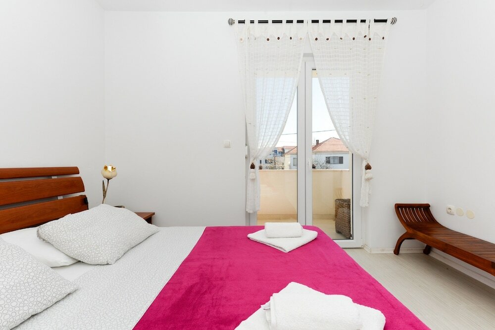 Фото Deluxe Apartments Goya