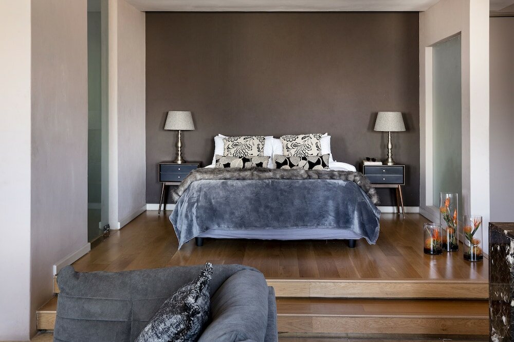 Фото The Franklin Loft Apartments