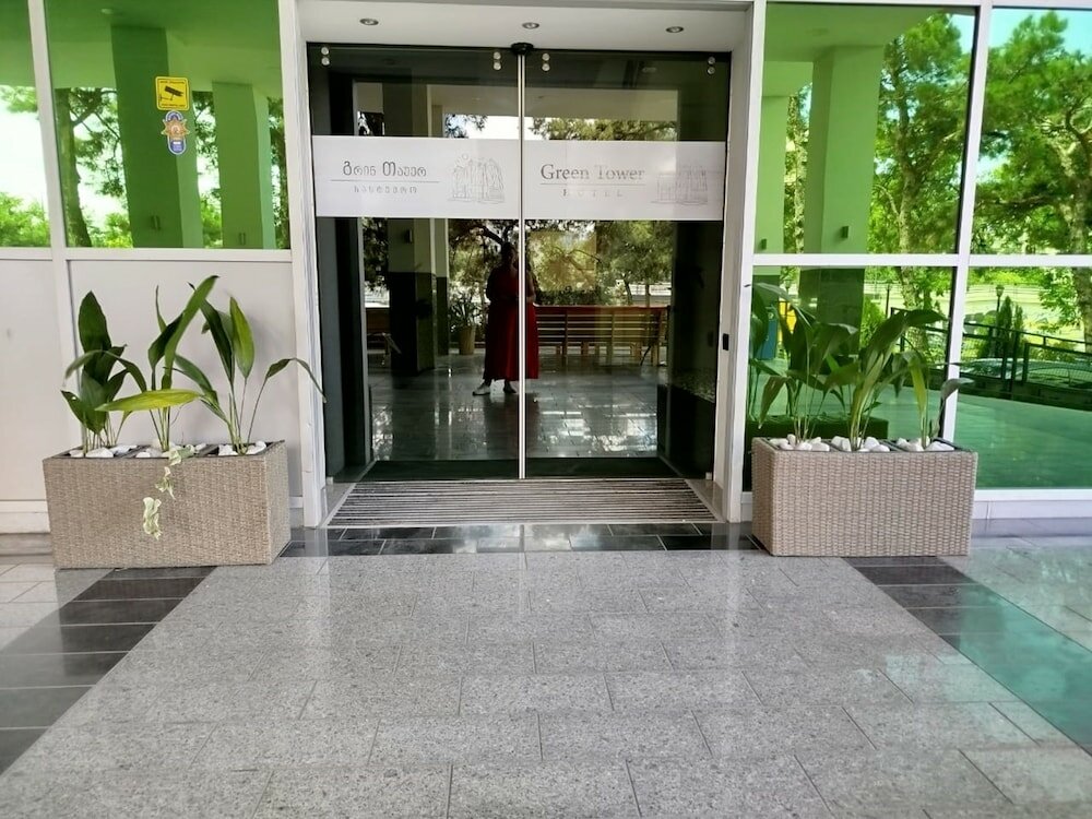 Фото Green Tower Hotel