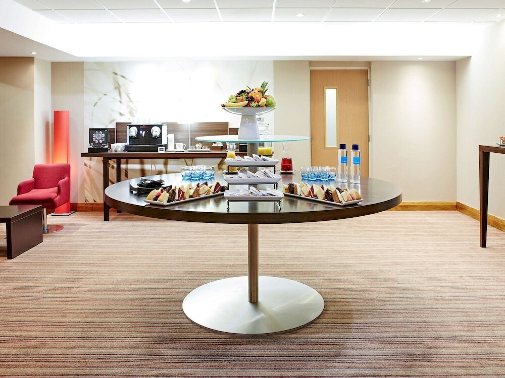 Фото Novotel London Waterloo