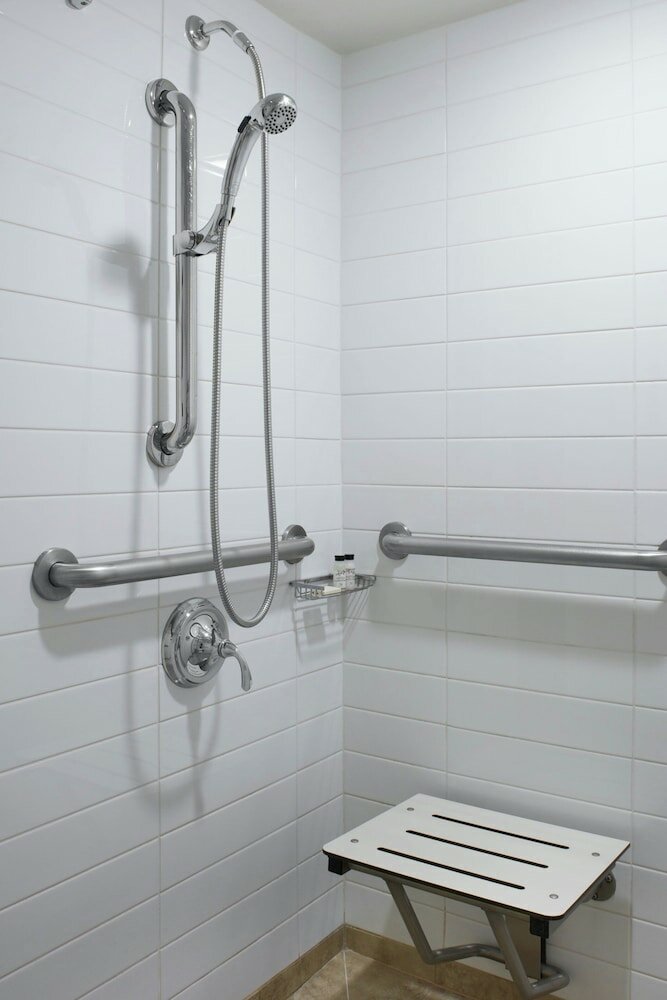 Фото Delta Hotels by Marriott Beausejour