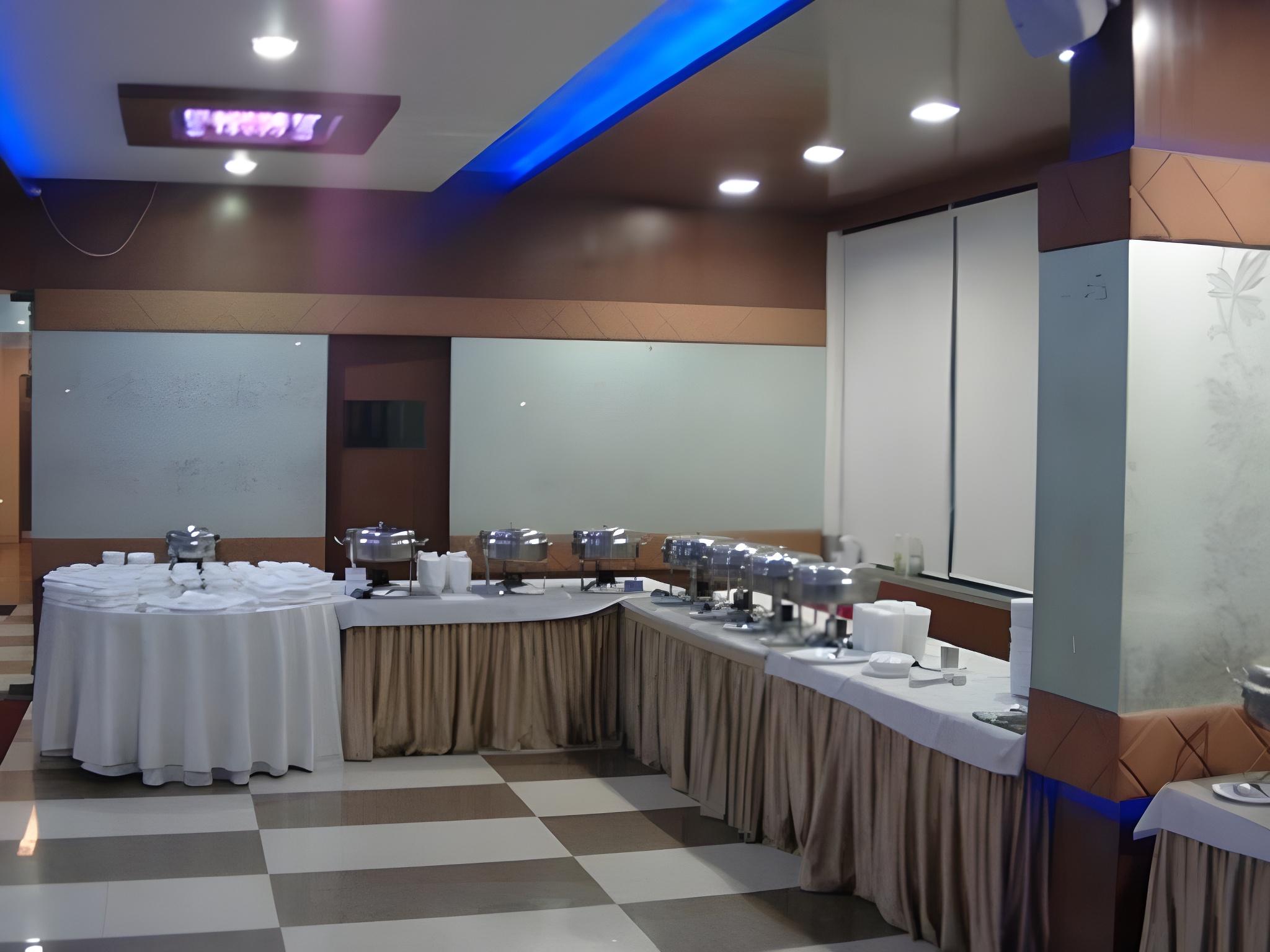 Фото Sapphire Regency