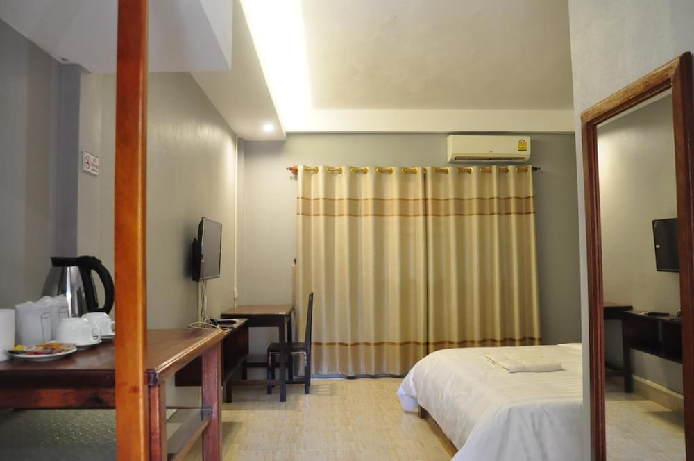 Фото Pilgrim's Kitchen & Inn