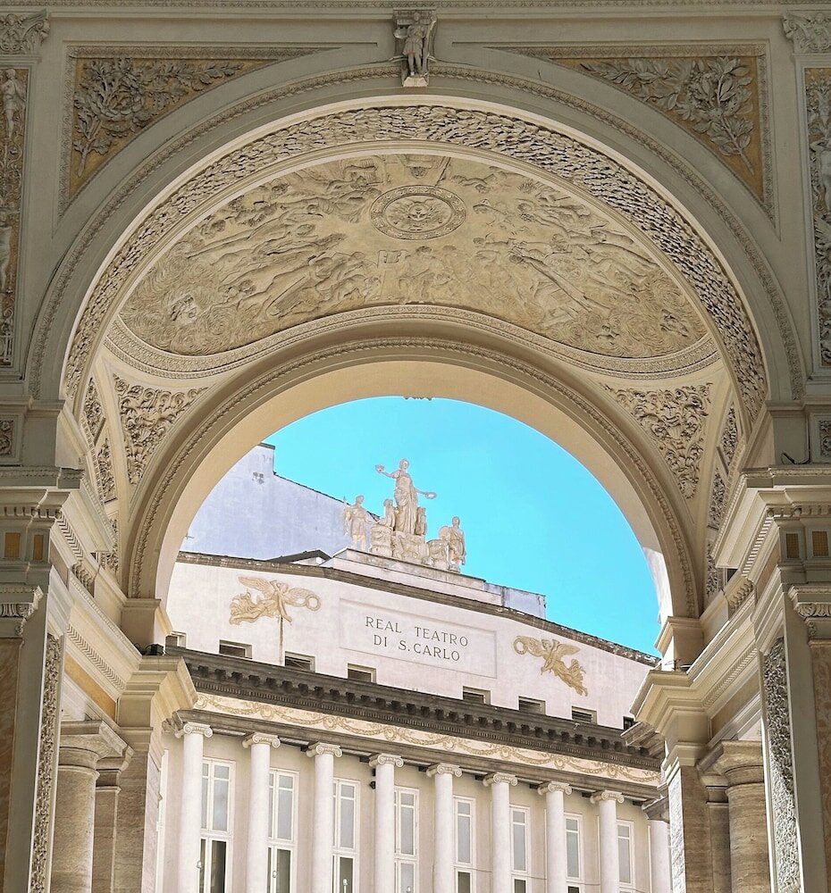 Фото Caruso Place Boutique & Wellness Suites