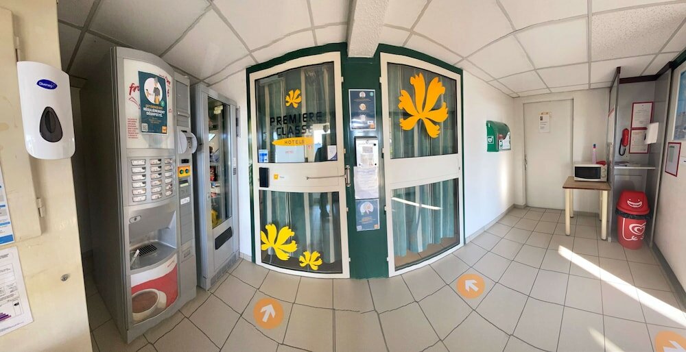 Фото Premiere Classe La Rochelle Sud Angoulins