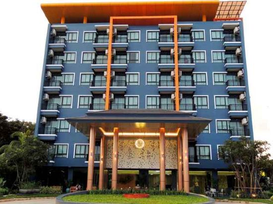 Фото The Raise Hotel