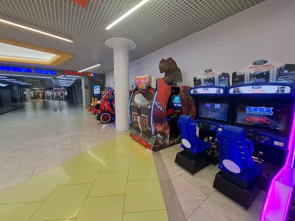 Vending machine Ford Racing Full Blown, Tula, photo