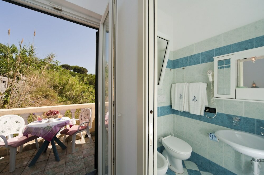 Фото Hotel Giardino delle Ninfe e La Fenice