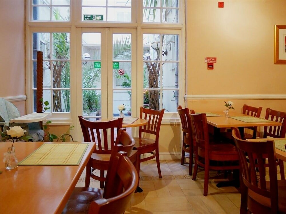 Фото Gresham Hotel