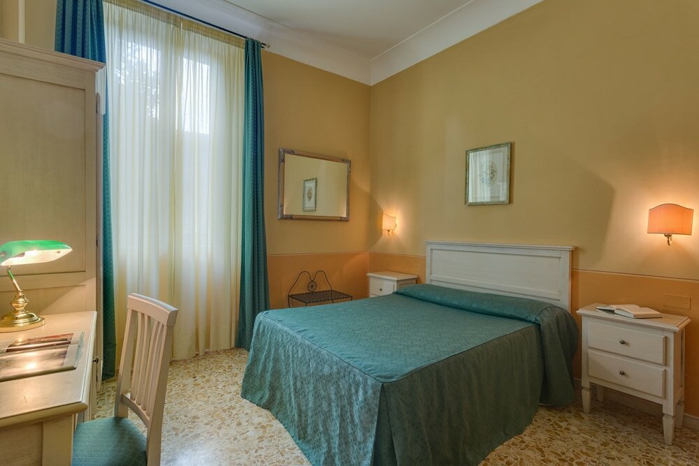 Фото Hotel Chiusarelli