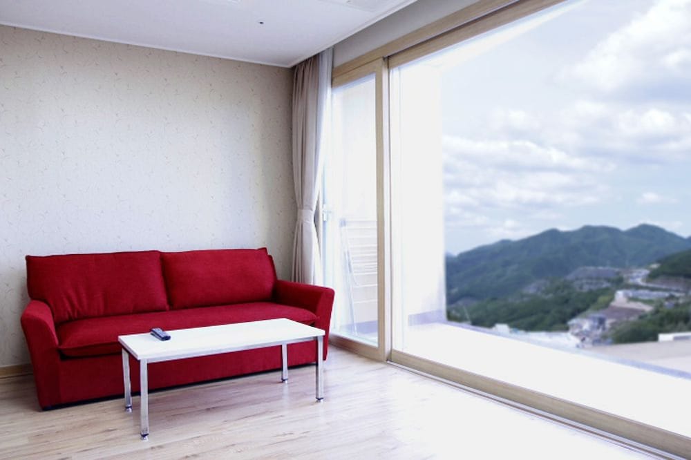 Фото High Castle Resort