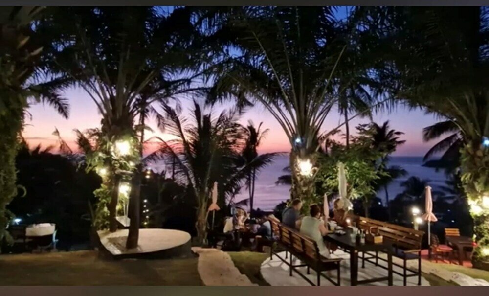 Фото Little Mermaid Guesthouse & Restaurant