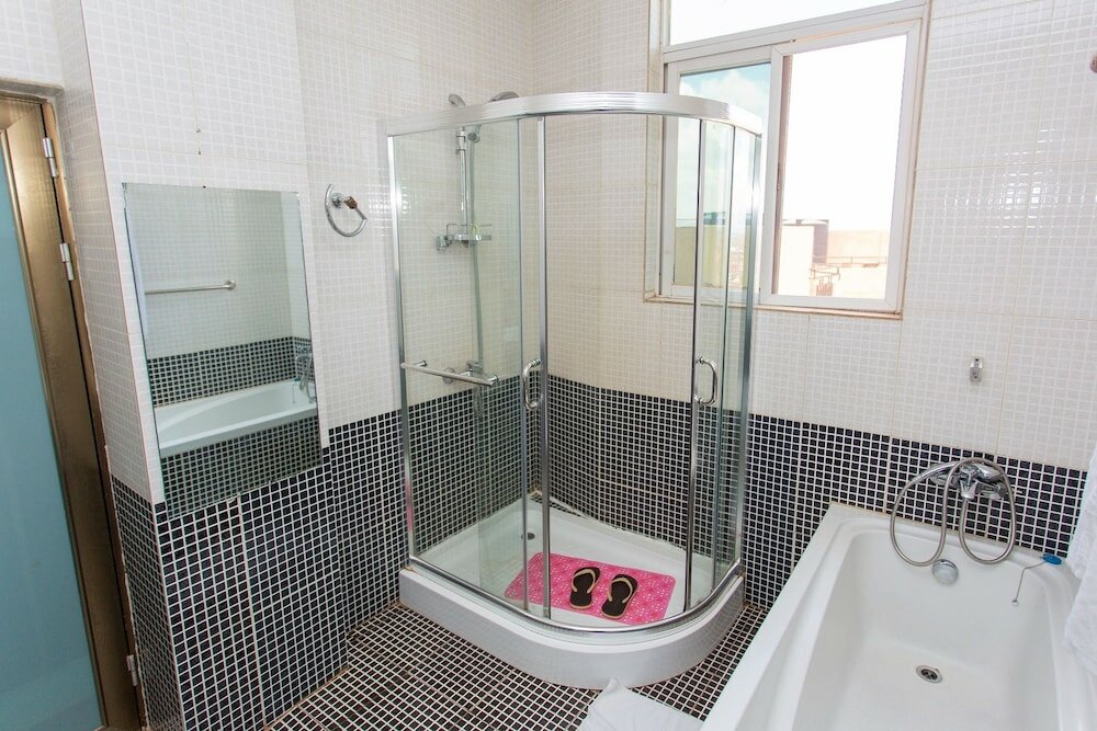 Фото The Mirror Hotel