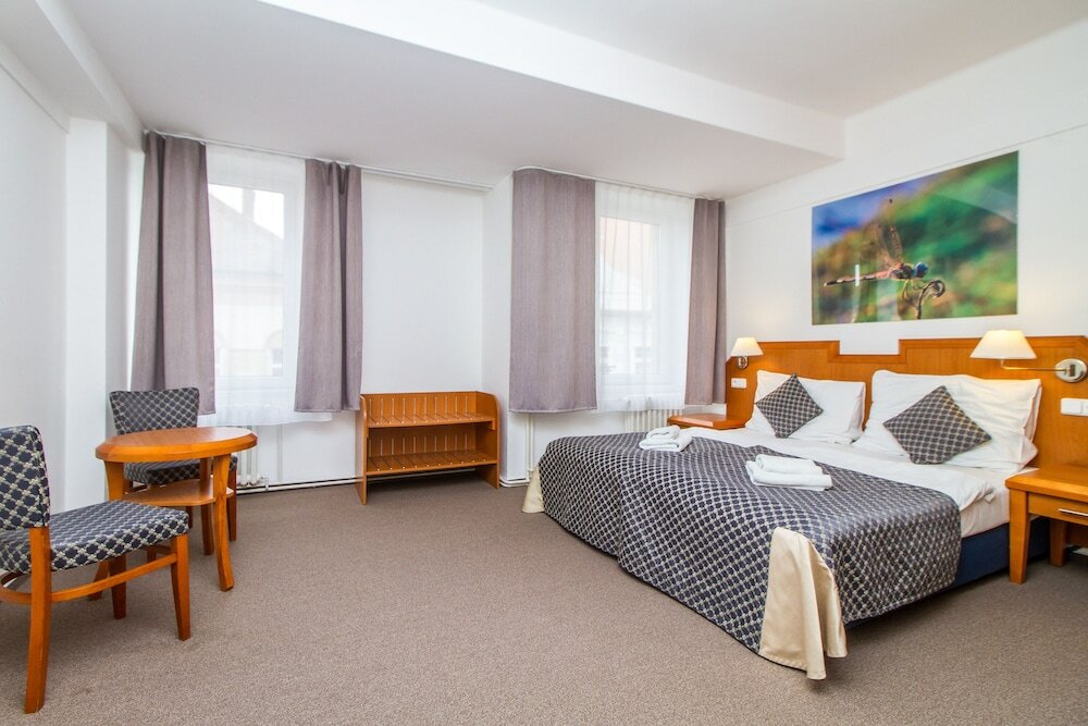 Фото Hotel Medinek Old Town