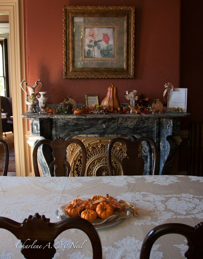 Фото The Proctor Mansion Inn