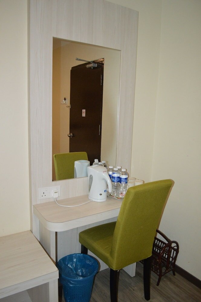 Фото Angsoka Hotel Teluk Intan