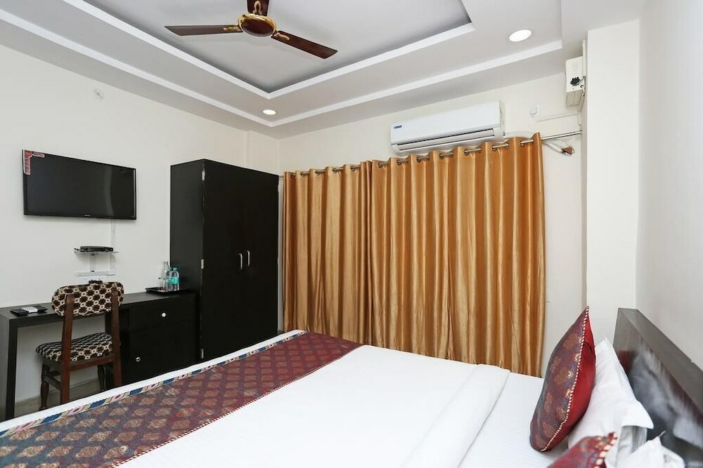 Фото Hotel Sahu