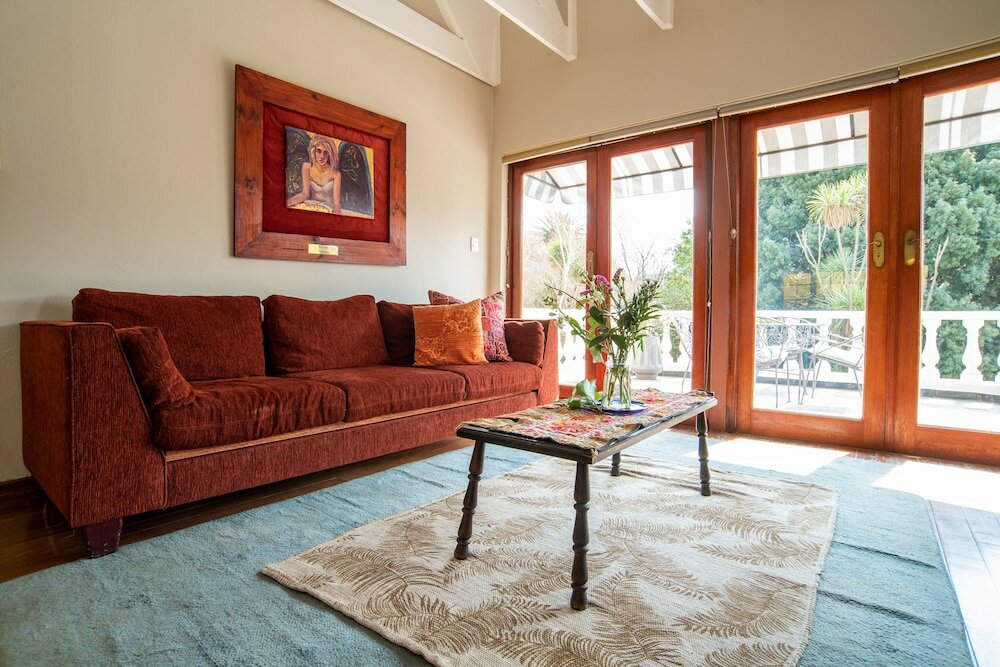 Фото 5th Avenue Gooseberry Guest House