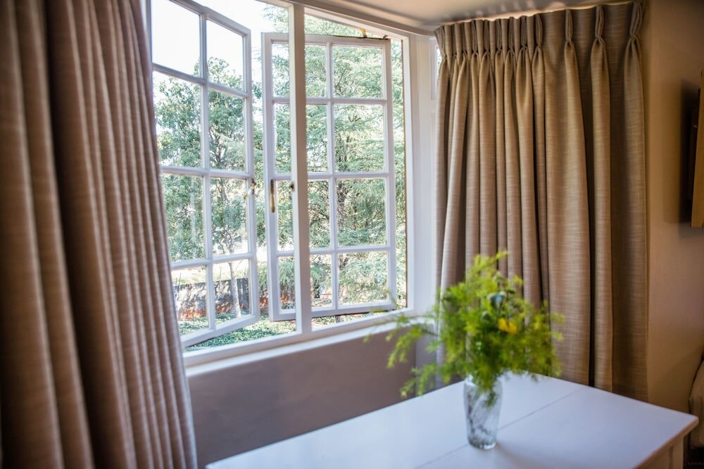 Фото 5th Avenue Gooseberry Guest House