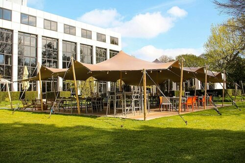 Внешний вид отеля De Ruwenberg Hotel Meetings Events в Синт-Михелсгестеле, фото 5