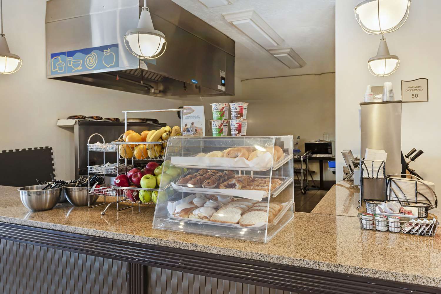 Фото Best Western Plus Eagleridge Inn & Suites