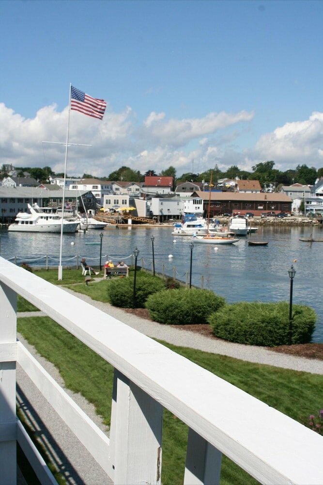 Фото Boothbay Harbor Inn