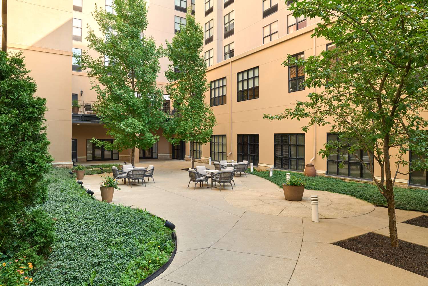 Фото Hilton Garden Inn Bloomington