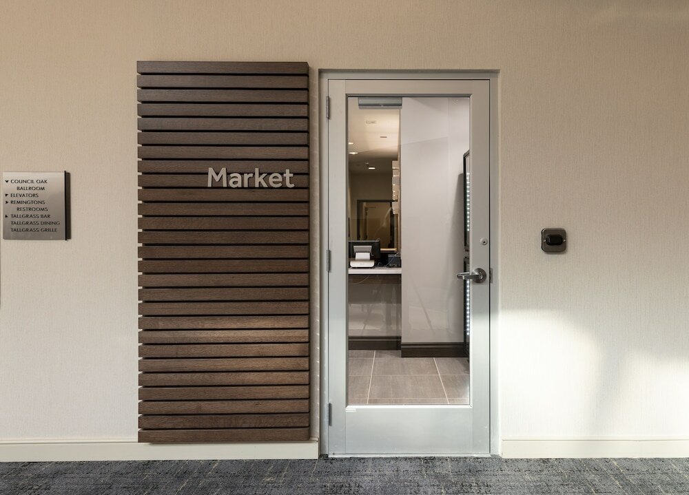 Фото Marriott Tulsa Hotel Southern Hills