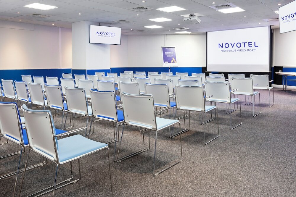 Фото Novotel Marseille Vieux Port