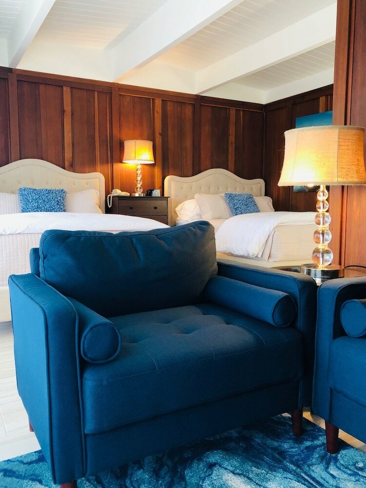 Фото Seafoam Lodge