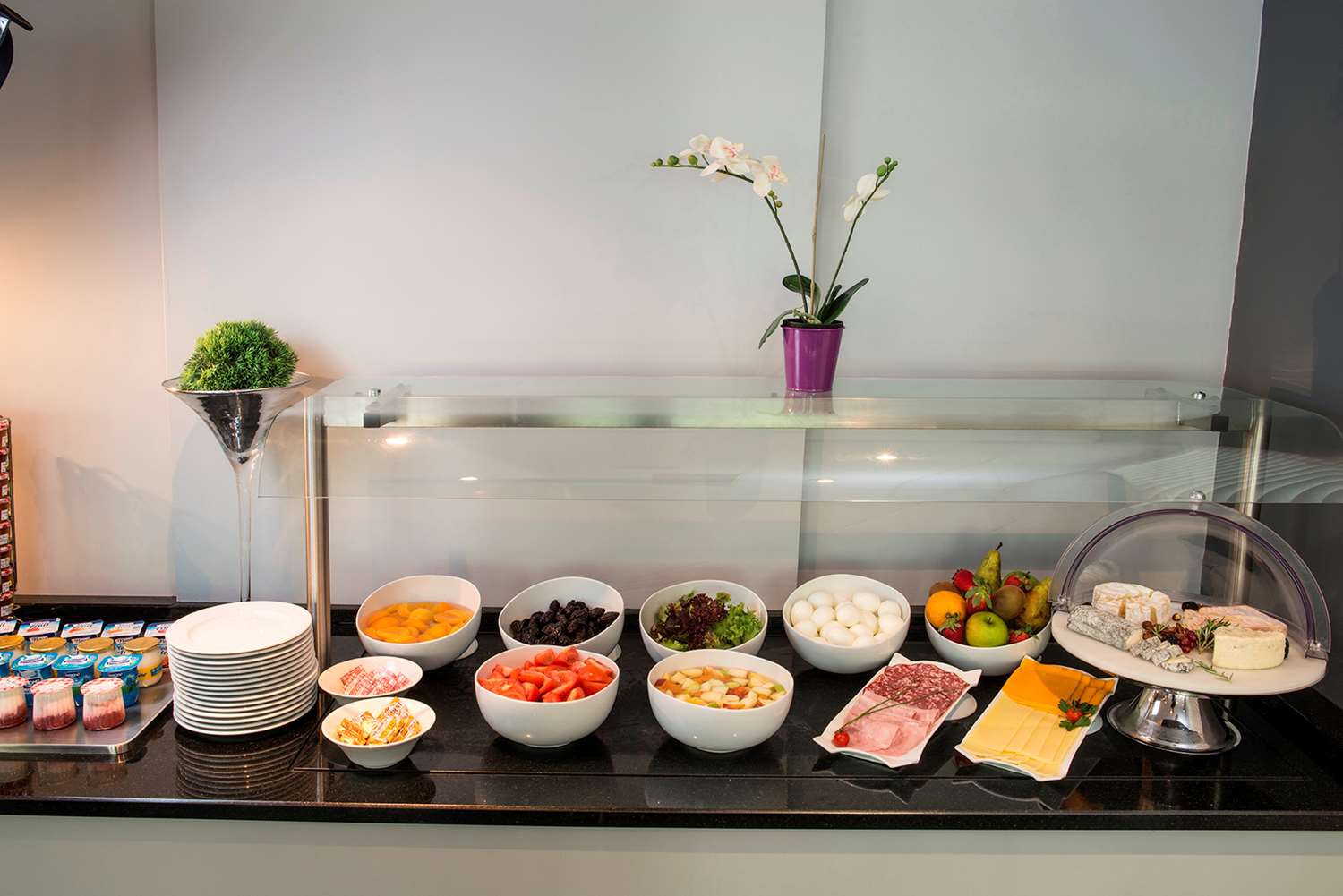 Фото Отель Inn Design Paris Saint Quentin