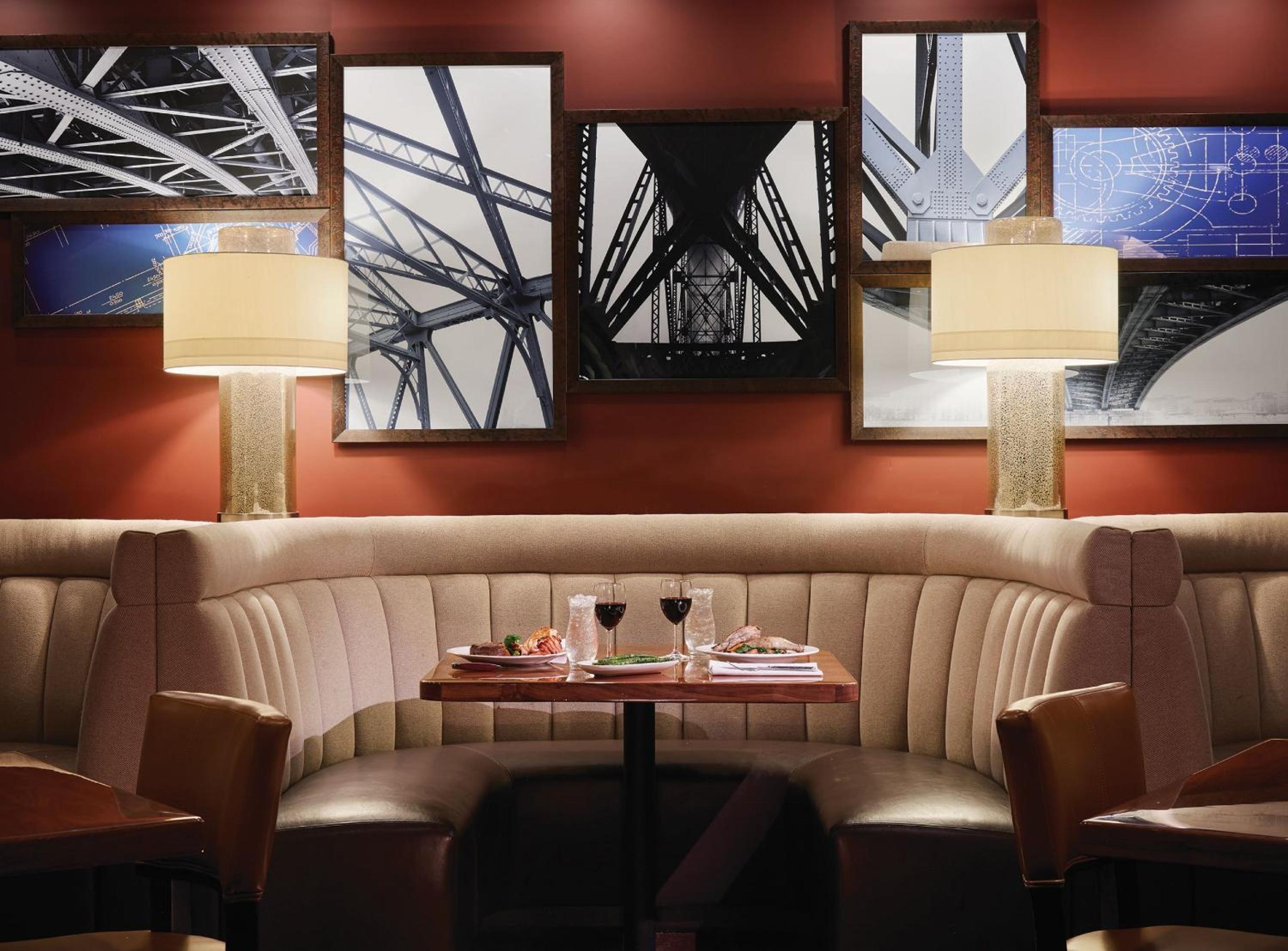 Фото Harrah's Metropolis Hotel & Casino