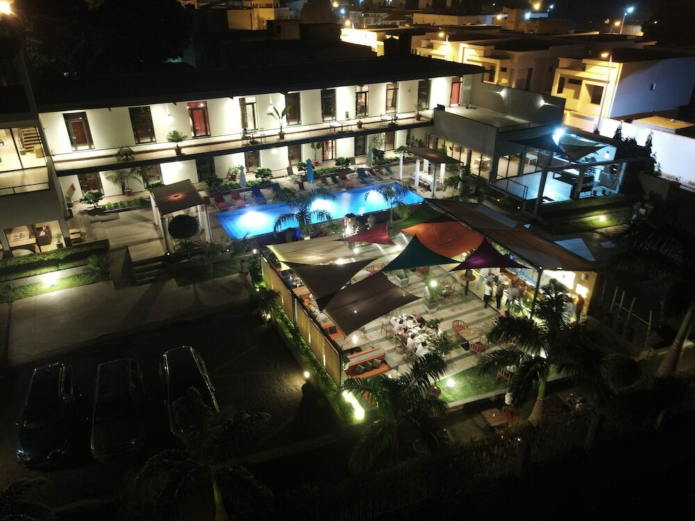 Фото отеля 5