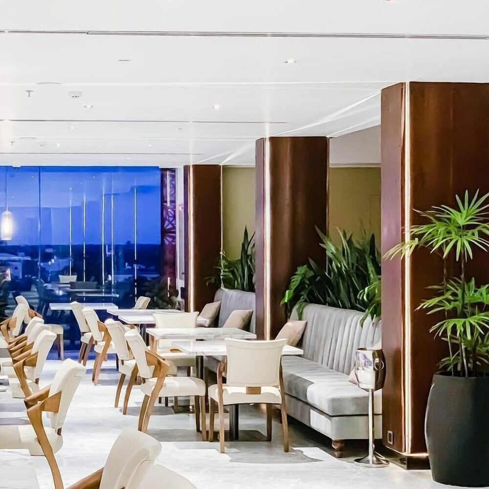 Фото Regal Réseau Hotel & SPA