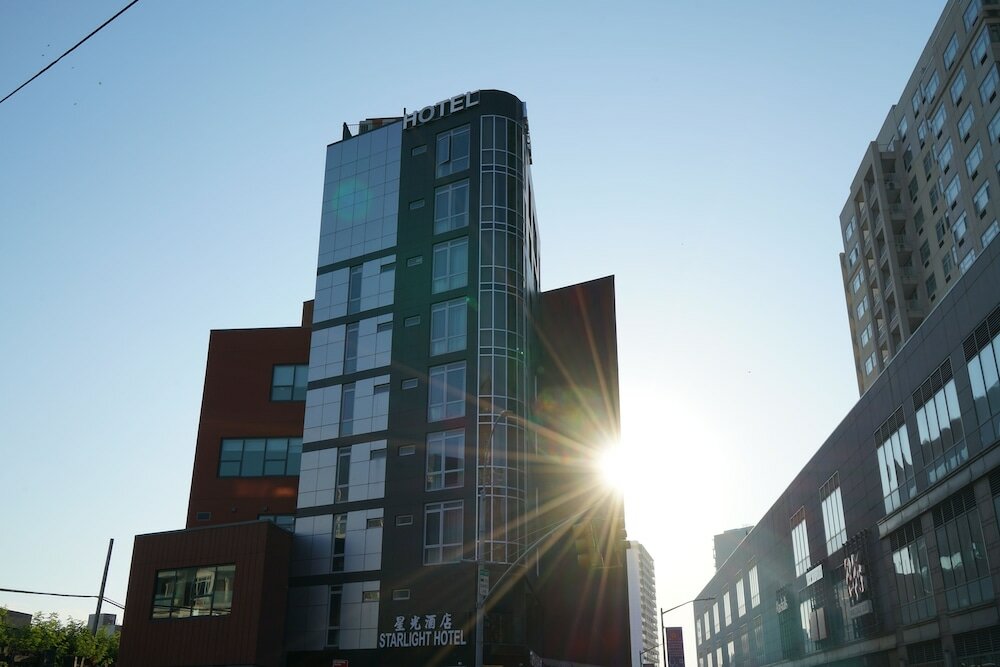 Фото Starlight Hotel