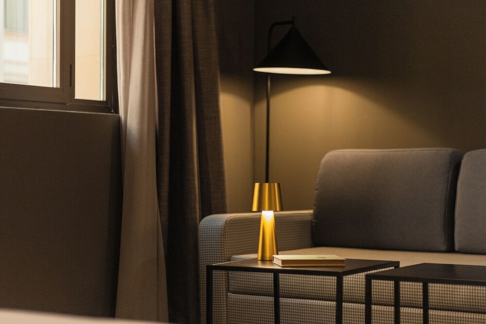 Фото Letoh Letoh Sevilla