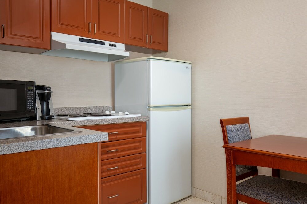 Фото Holiday Inn Express Hotel & Suites Barrie, an Ihg Hotel