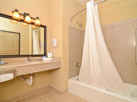 Фото Best Western Plus Emory At Lake Fork Inn & Suites