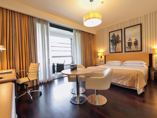 Фото Unahotels Varese