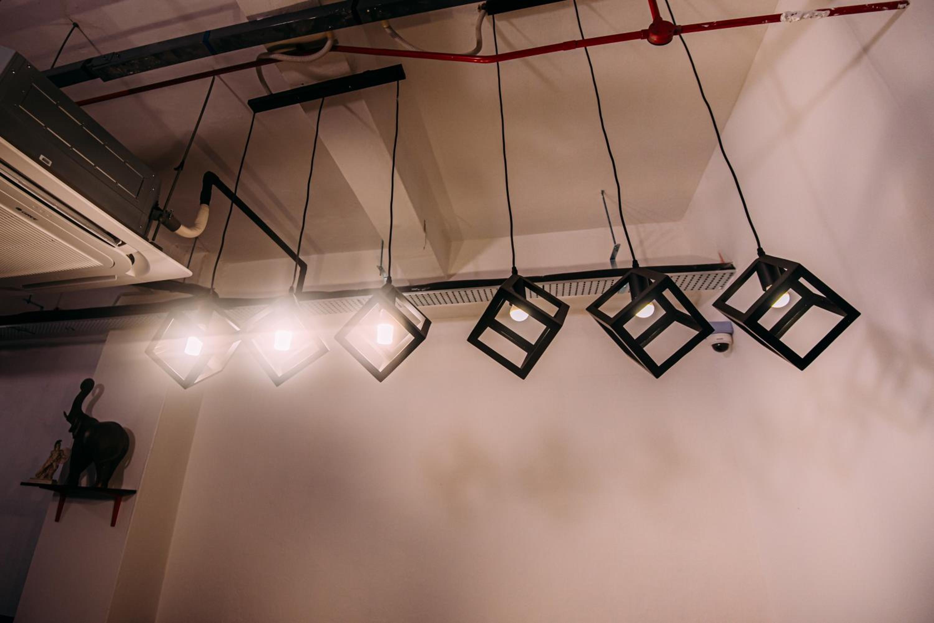 Фото Bluewaters Pods 38 Hongkong St - Hostel