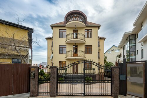 Гостевой дом Golden House в Краснодарском крае