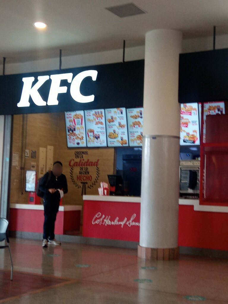Fast food KFC, Bogota, photo
