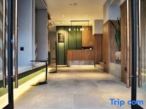 Гостиница The Seraya Hotel