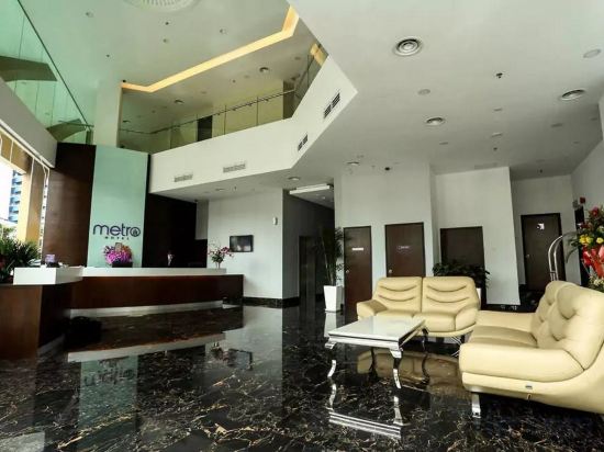 Фото Metro Hotel