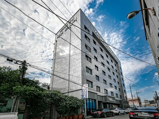 Фото Yeosu Jwasuyoung