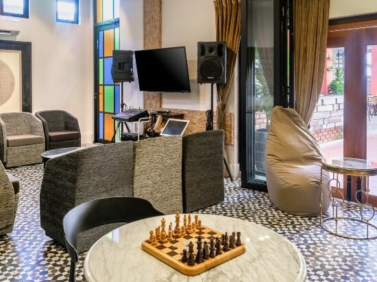 Фото Treasures Hotel and Suites