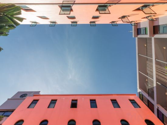 Фото Baansuanprannok Hotel