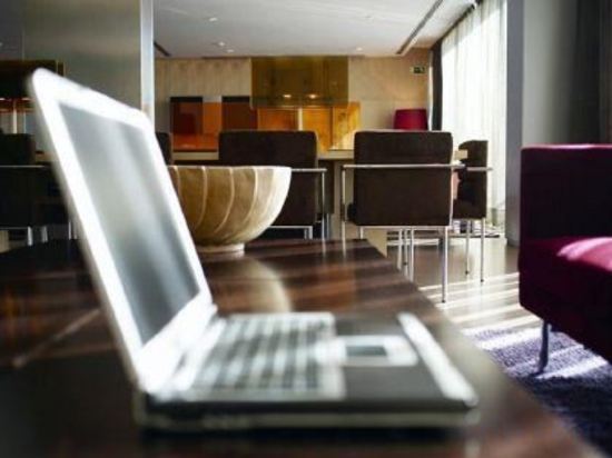 Фото AC Hotel Carlton Madrid