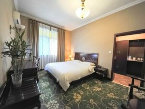 Kehuayuan Hotel (Slaschyovo Village, 12), hotel